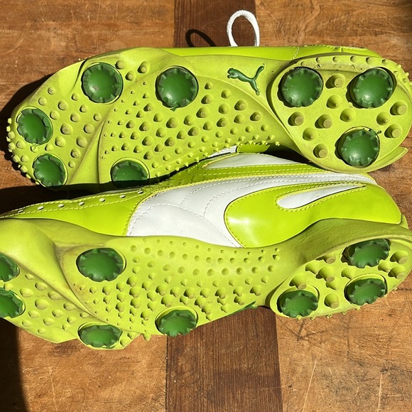 PUMA asymmetrical gold shoes. Sz7 lime green and white. - Picture 6 of 6